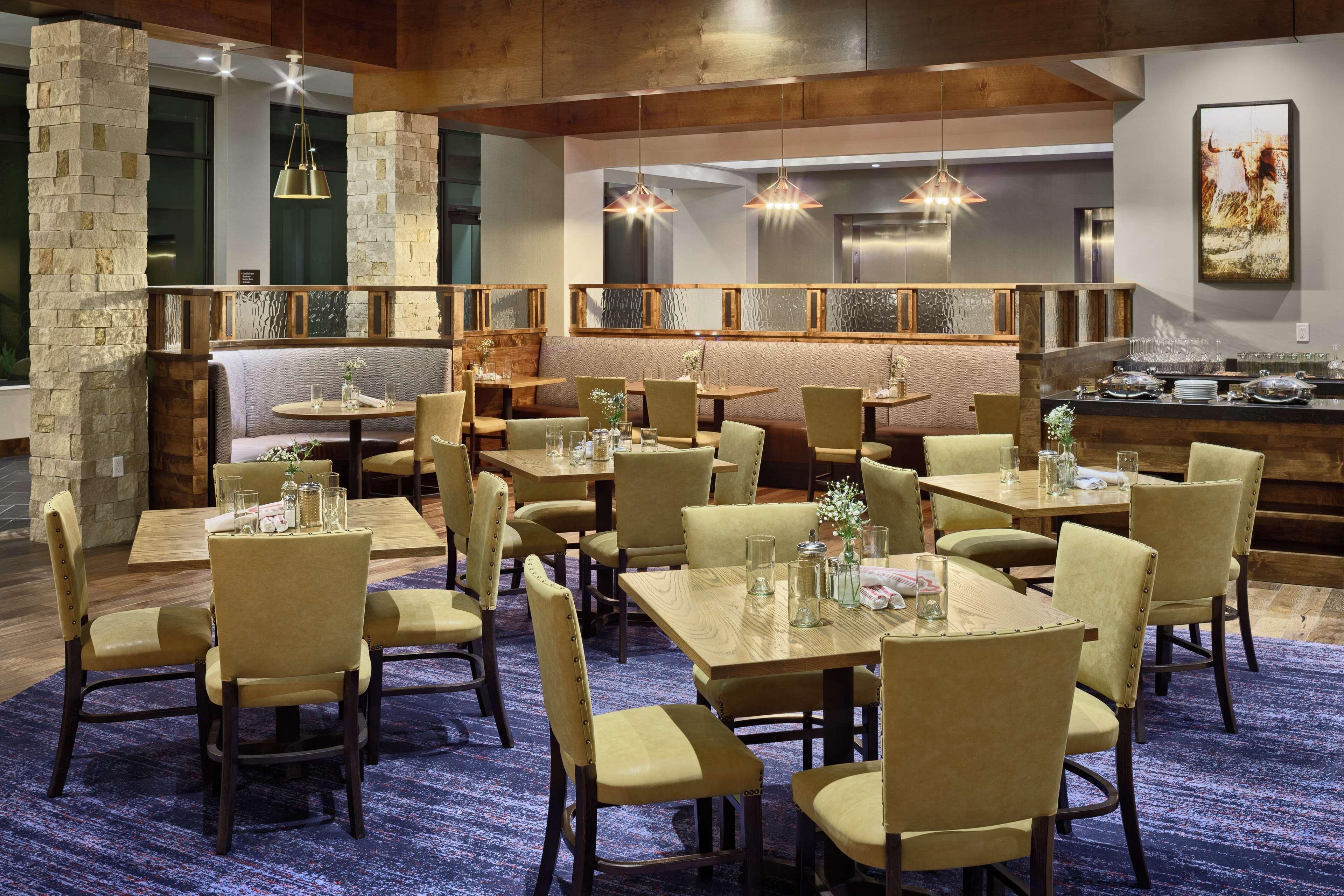 The Bevy Boerne, A Doubletree By Hilton Hotel