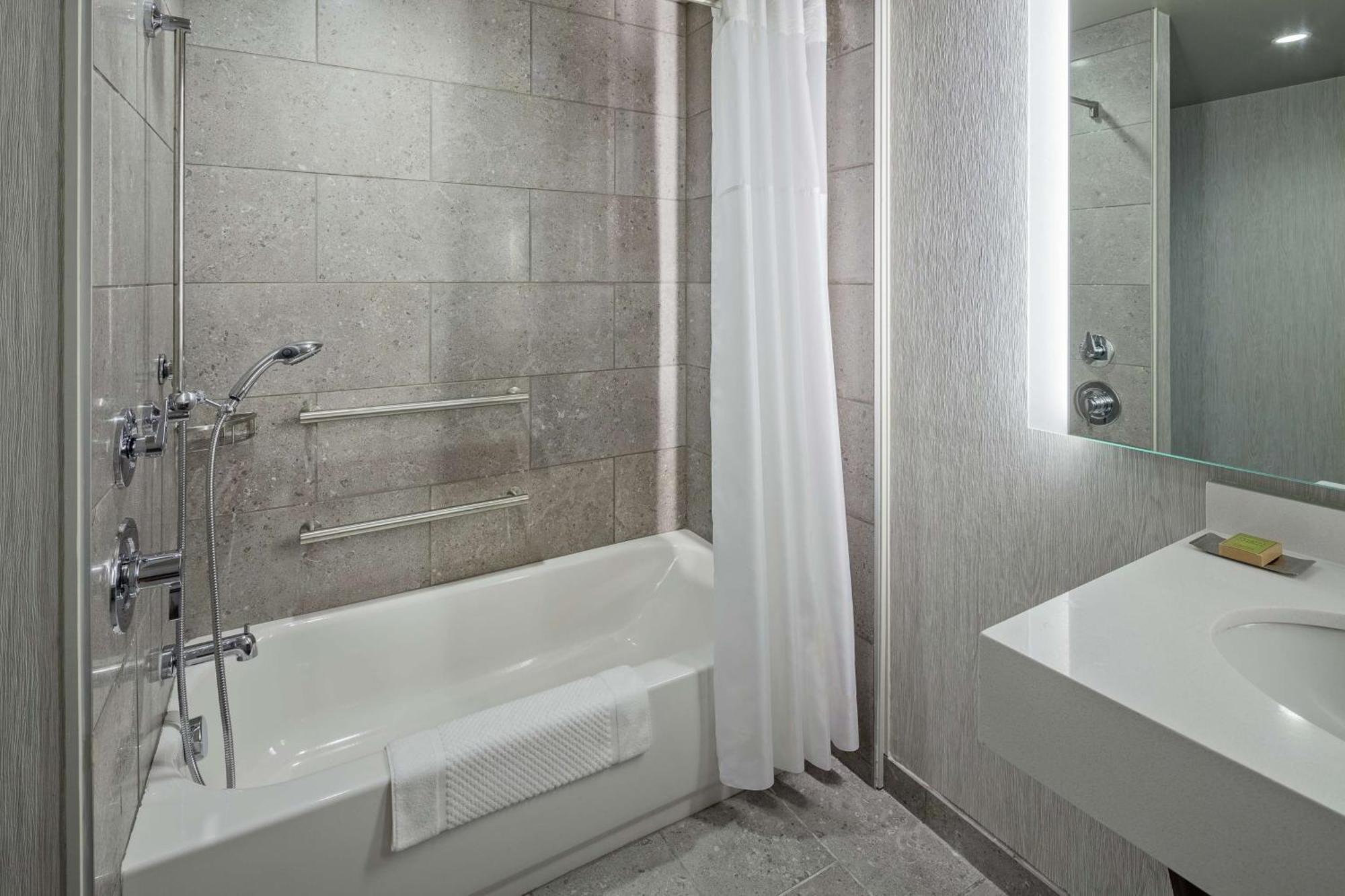 Hotel The Bevy Boerne, A Doubletree By Hilton Boerne